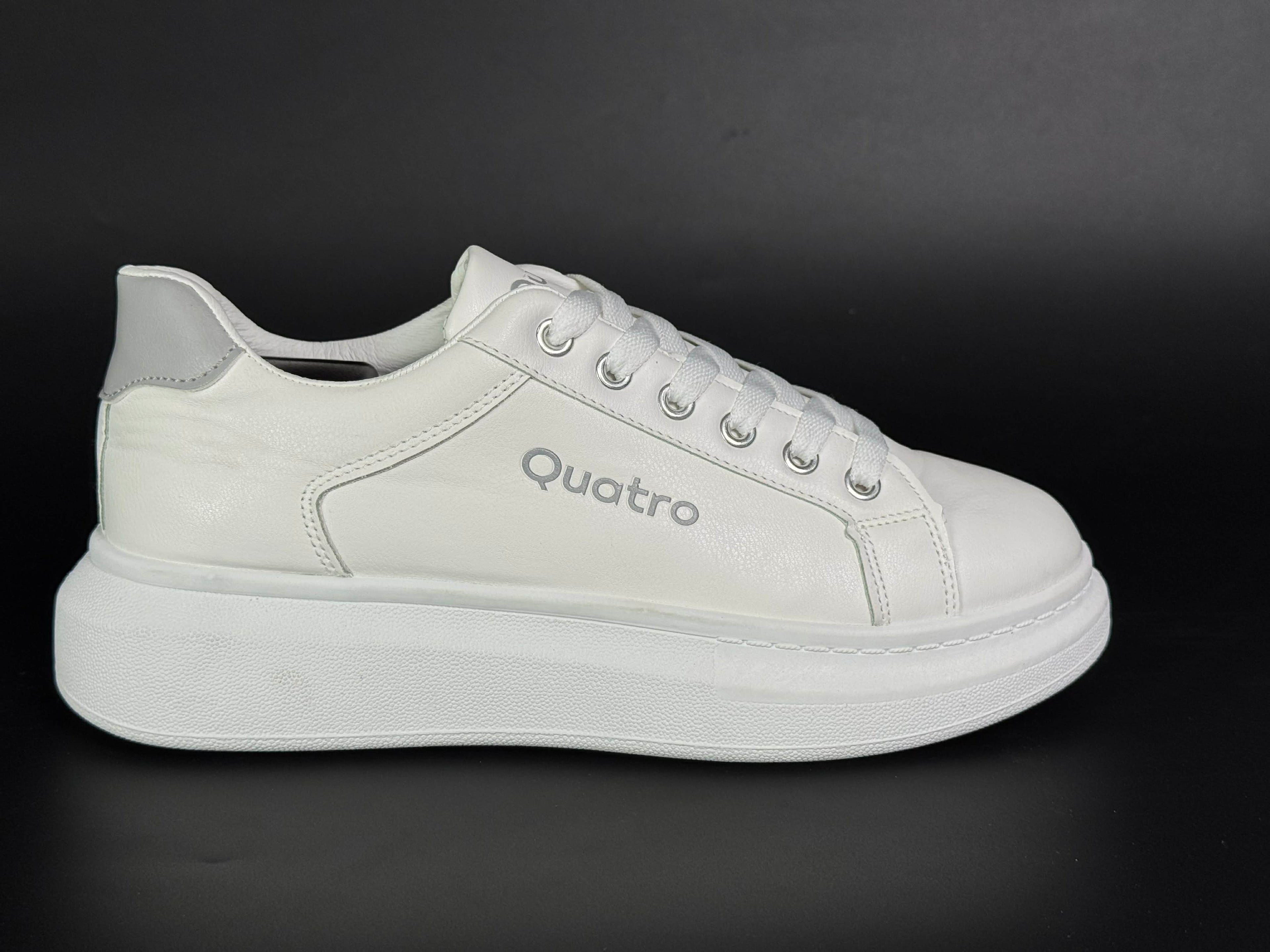 sneakers quatro  white grey