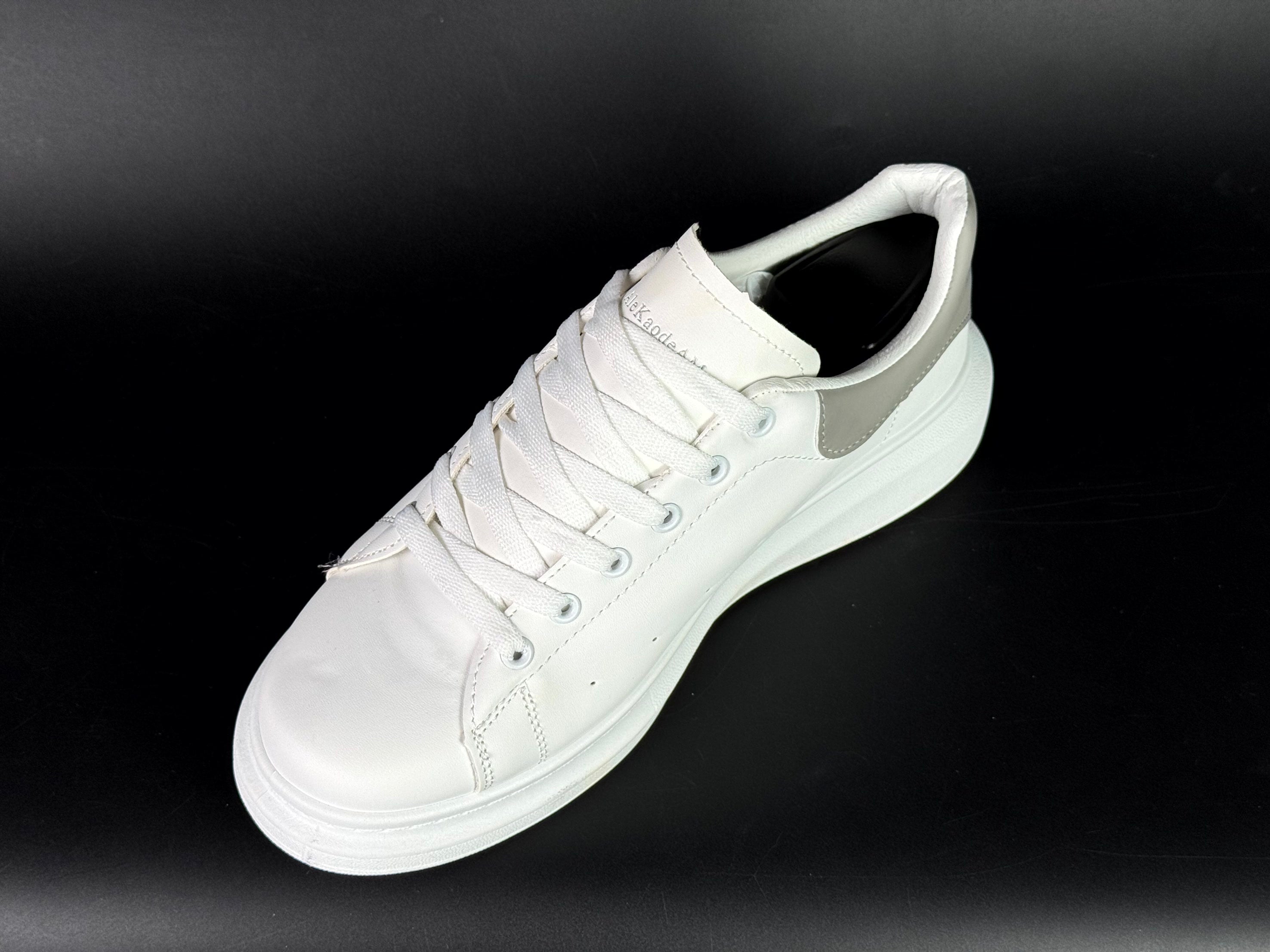 Macqueen blanche (gris)