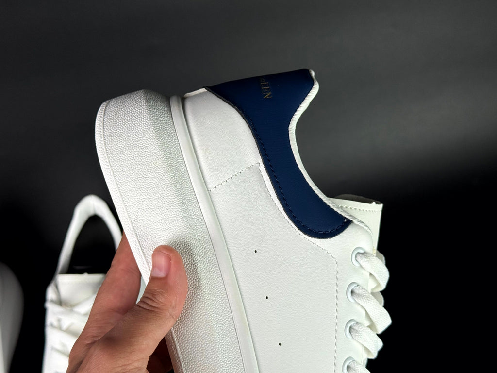 Macqueen blanche (bleu)