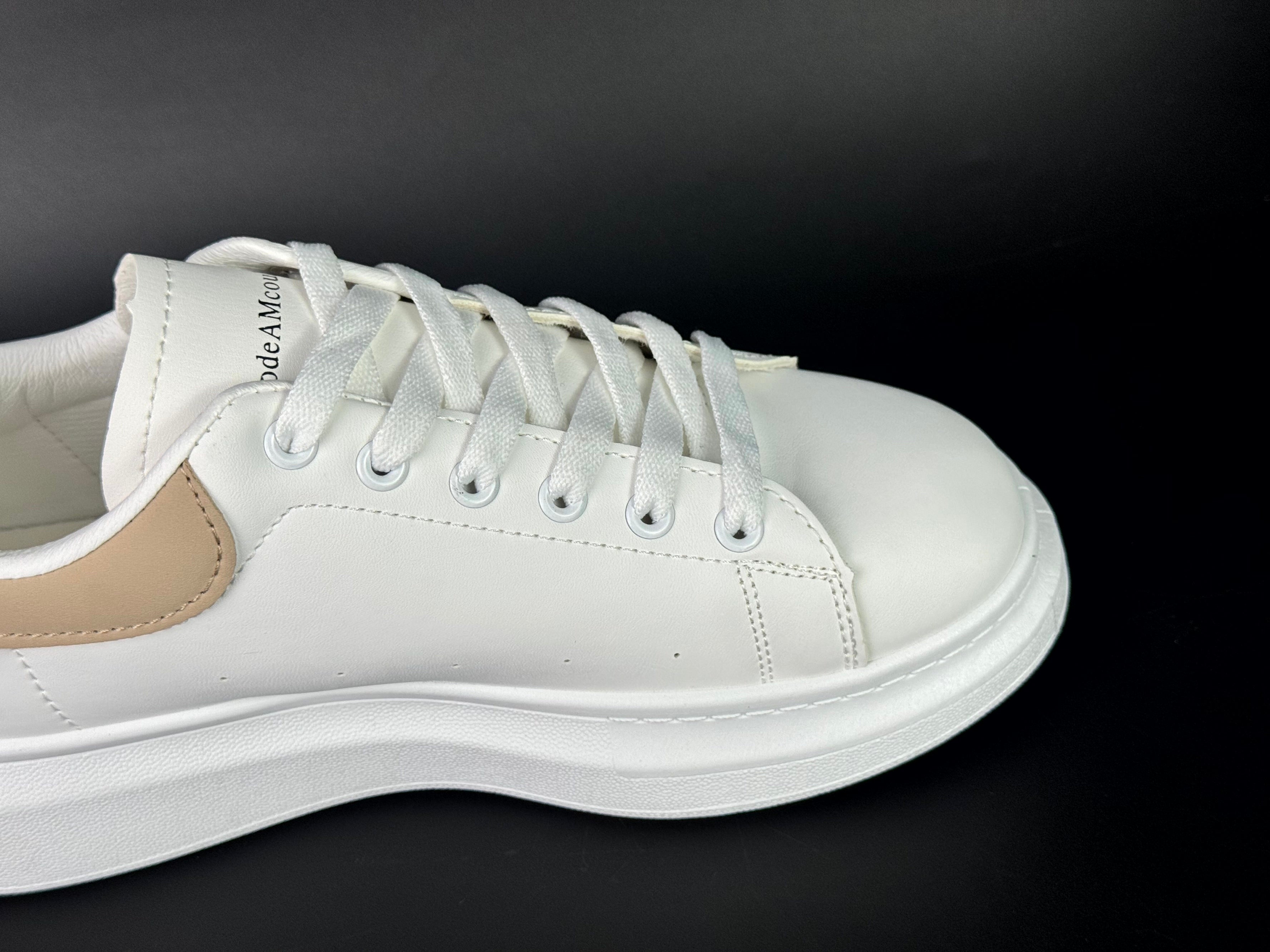 Alexandre Macqueen white brown