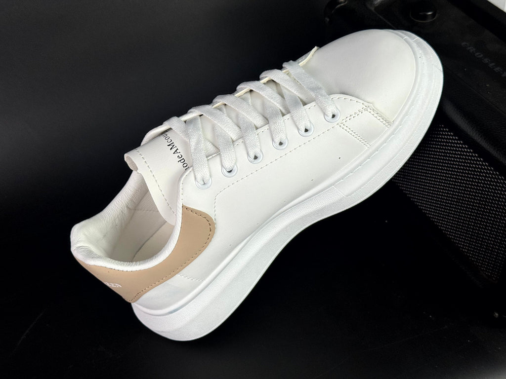 Alexandre Macqueen white brown